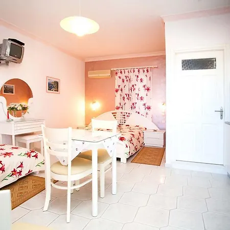 Maria's Apartment